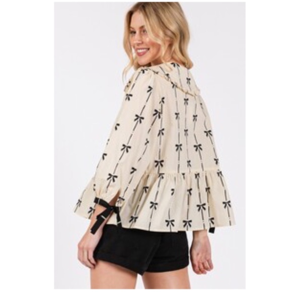 🌟 “The Moxie" Cream & Black Tie Front Bow Top - Picture 3 of 3